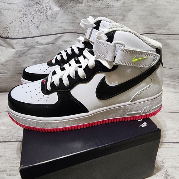 Size 8 - Nike Air Force 1 '07 Mid Electric W FD0866-100 - Picture 2 of 11